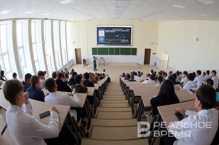 «Рустам Нургалиевич, принимайте вызов!»: что Татарстан добавит в Max - «Власть»