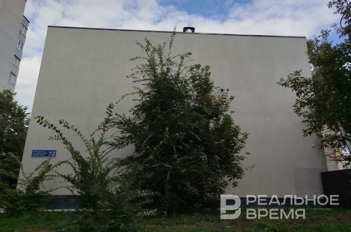 Суд наказал КНИТУ штрафом в 10 тысяч рублей за скрытое утеплителем сграффито - «История»