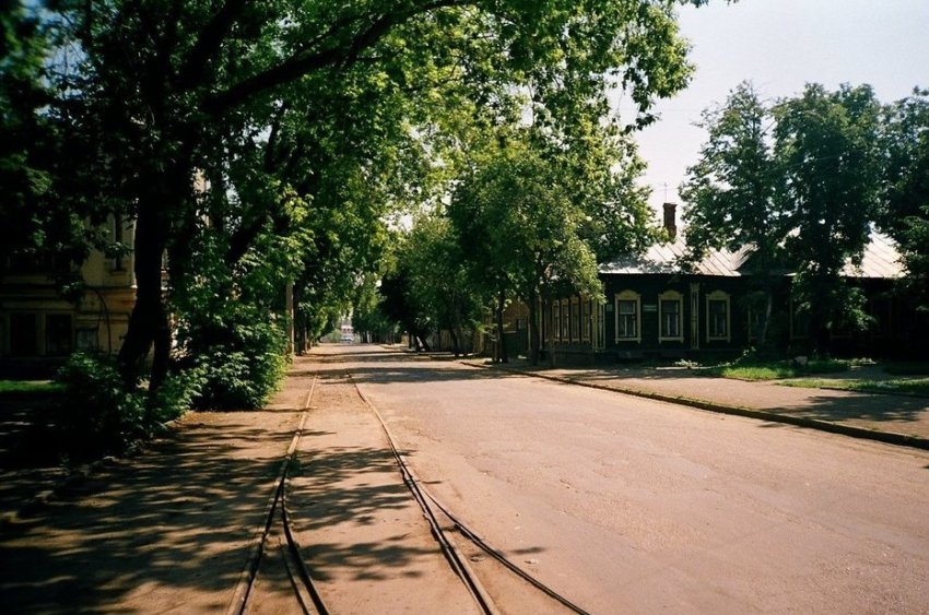 Казань начала XXI века: вдоль по Тукаевской и Ухтомского, от дома Беркутова и до «Смены» - «История»