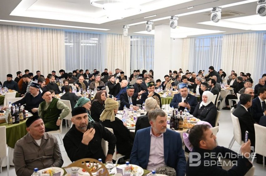 Чеченцы и ингуши провели в Казани большой ифтар - «Культура»