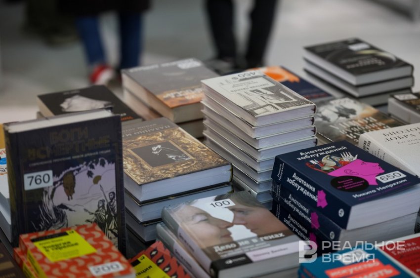 Книжный рынок в 2025 году: рост цен, экспансия маркетплейсов и слабая привлекательность для соискателей - «Культура»