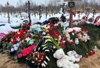 В Питере простились с мальчиком, убитым педофилом, а в Анапе подросток устроил стрельбу в техникуме: картина дня в регионах России глазами «МК» - «Общественные новости»