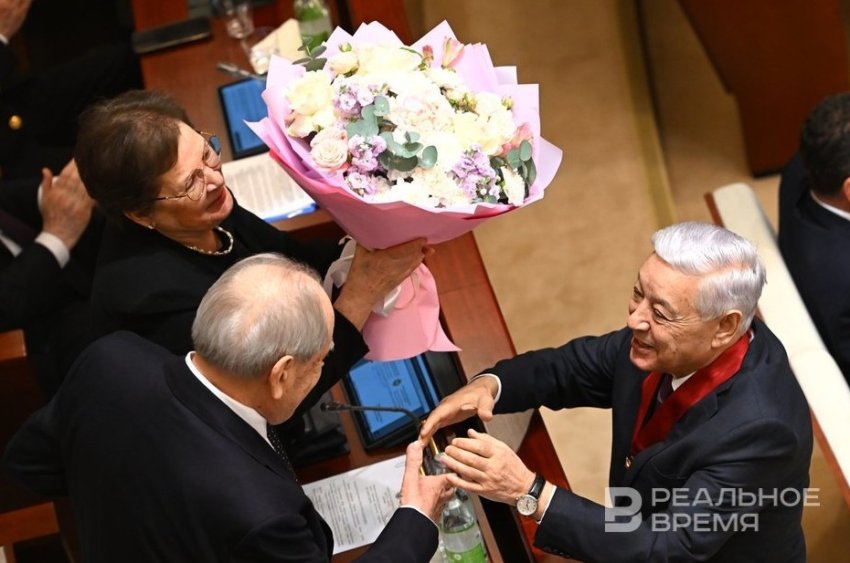 «Решение было обдуманным и взвешенным»: Фарид Мухаметшин покинул пост председателя Госсовета РТ - «История»