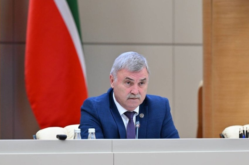 116 млрд рублей в дороги, облегчение «золотой квитанции» и ловкачи на «платках» - «Власть»