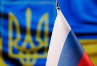 Три семьи вернулись в Россию, пятеро человек отправились на Украину по договоренности омбудсменов - «Общественные новости»